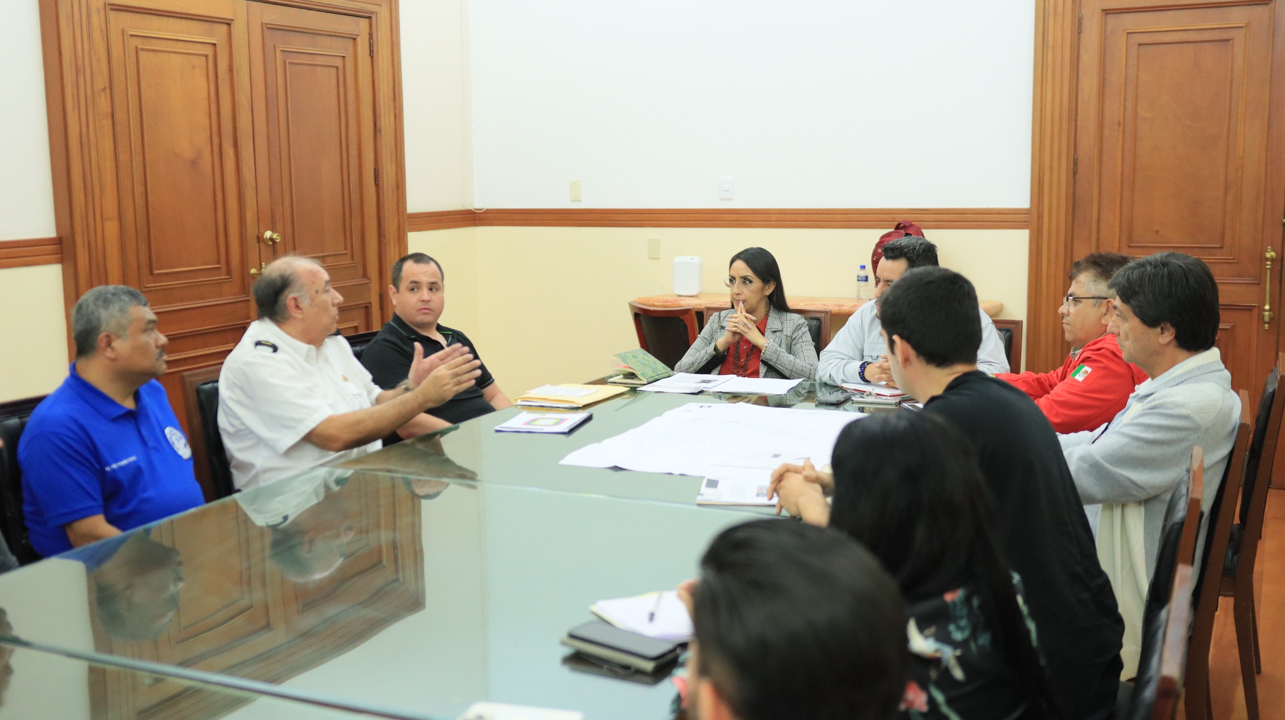 UNIÓN DE DE PROPIETARIOS DEL PARIÁN SE REÚNEN CON LA PRESIDENTA LAURA IMELDA DE TLAQUEPAQUE